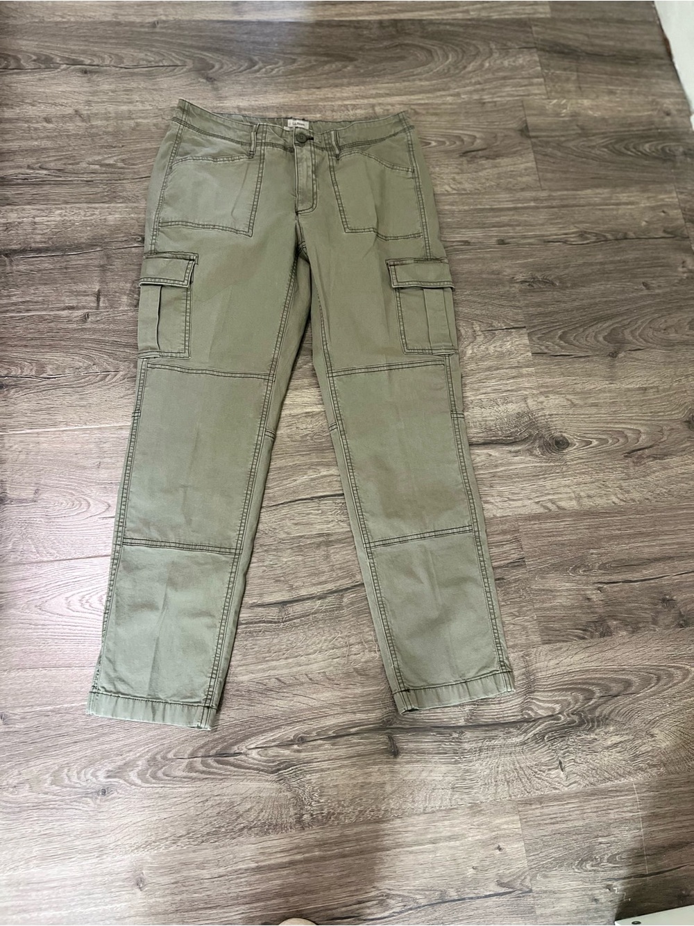 L.L.Bean Women’s Stretch Canvas Mid-Rise Straight-Leg Cargo Pants Sz 10 Reg